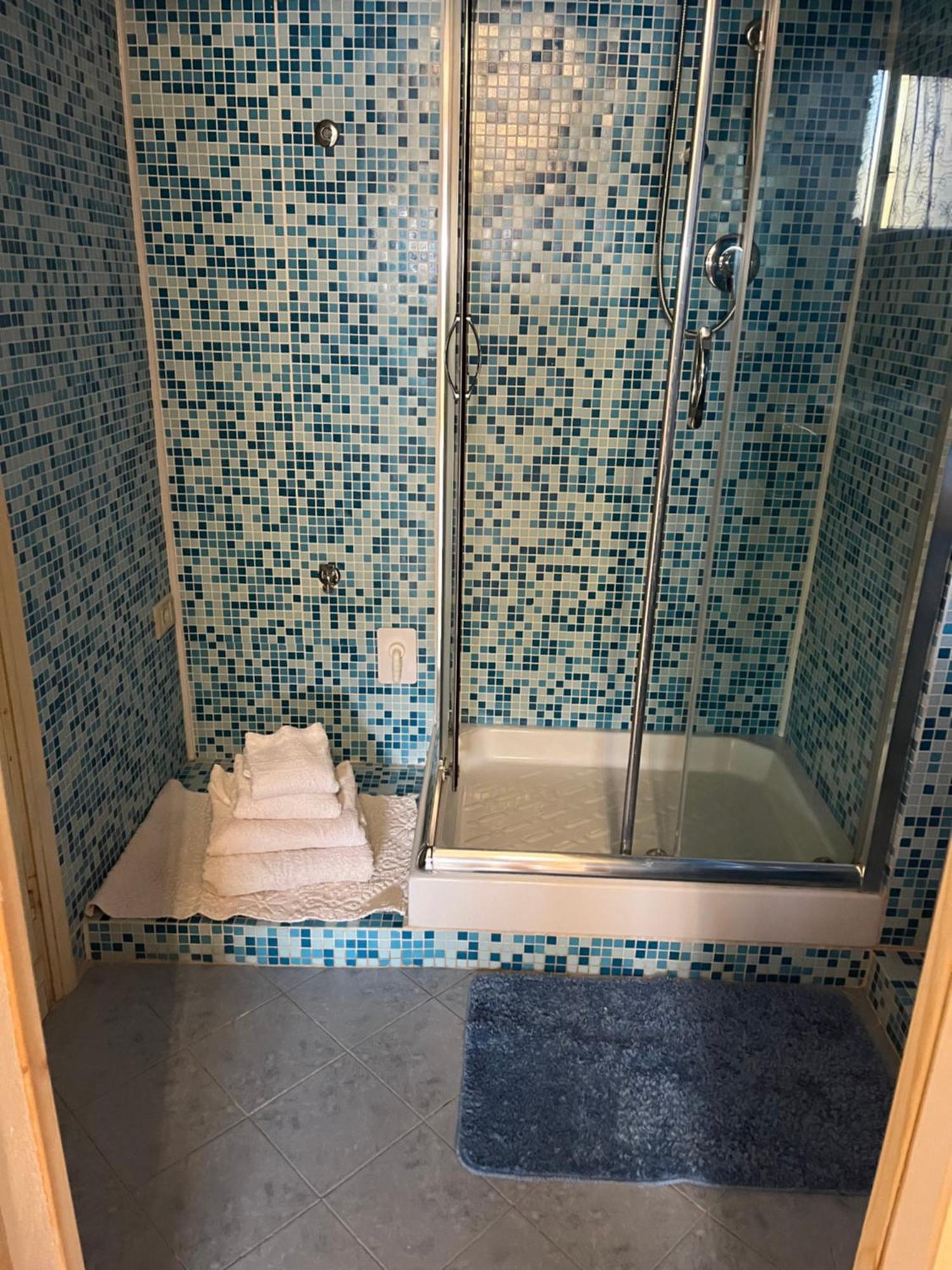 סנטה טרזה גאיורה Da Adriana Guesthouse מראה חיצוני תמונה