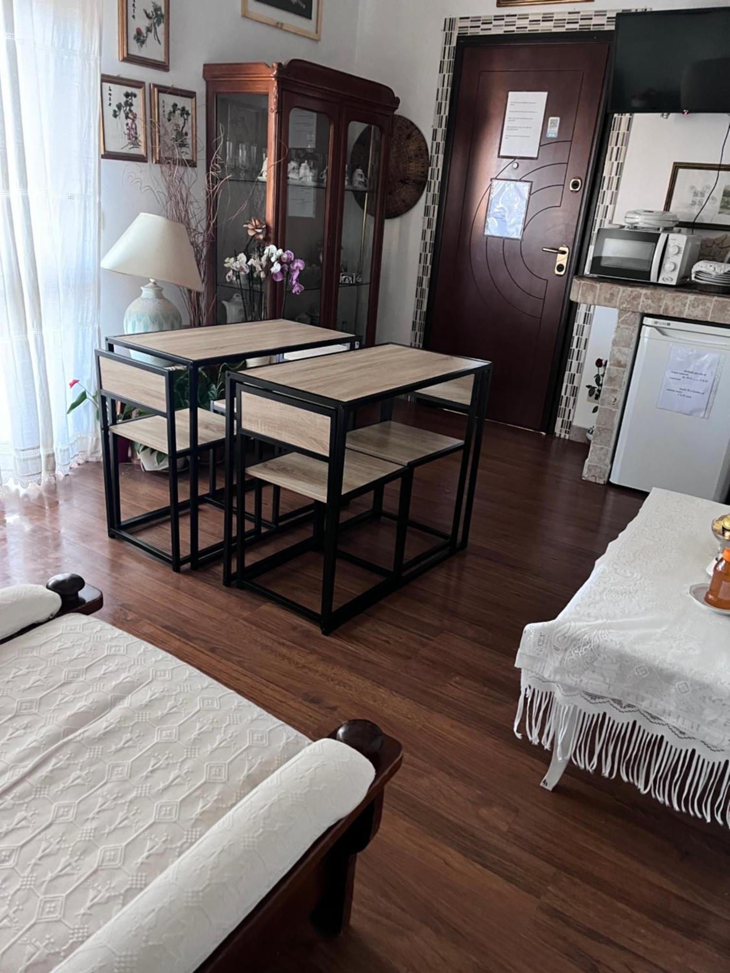 סנטה טרזה גאיורה Da Adriana Guesthouse מראה חיצוני תמונה